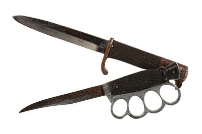 Lot 1632 - AN EARLY 20TH CENTURY 'TRENCH' STYLE FIGHTING KNIFE, ALONG WITH TWO OTHERS