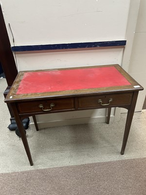 Lot 550 - AN EDWARDIAN INLAID MAHOGANY WRITING TABLE