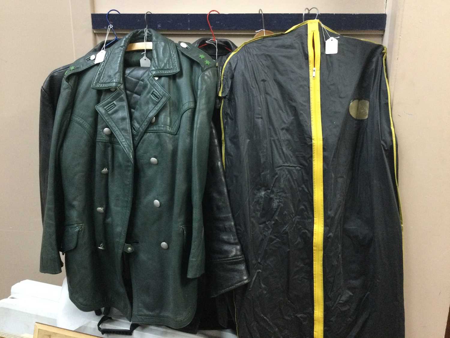 Lot 675 - A POLICE DEPARTMENT CITY OF NEW YORK 'MOUNTED' UNIFORM AND VARIOUS OTHERS