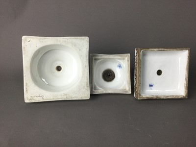 Lot 120 - A LATE 19TH CENTURY SEVRES PORCELAIN INKWELL, ALONG WITH THREE PEDESTALS