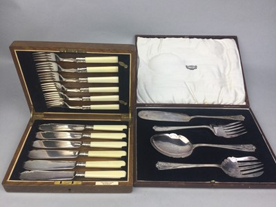 Lot 116 - AN OAK CANTEEN OF SILVER PLATED CUTLERY AND OTHER CUTLERY