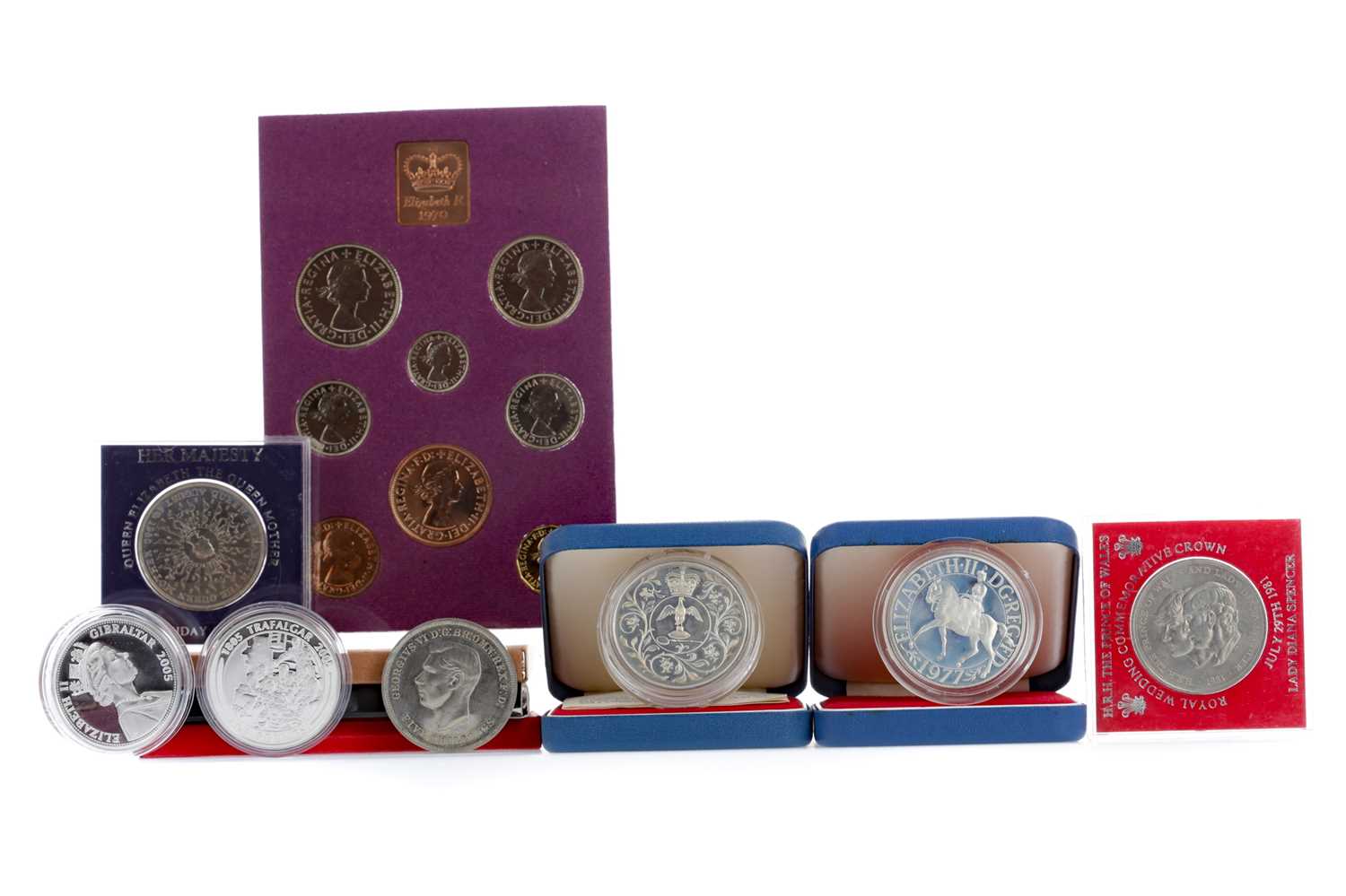 Lot 67 - A COLLECTION OF COIN SETS AND BOXED COINS