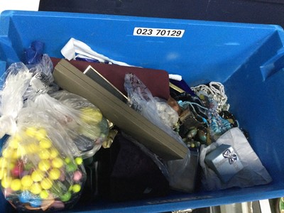 Lot 127 - A COLLECTION OF COSTUME JEWELLERY AND VARIOUS WATCHES