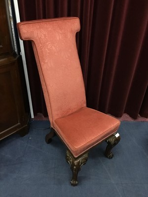 Lot 216 - A VICTORIAN PRIE DIEU