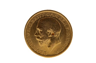 Lot 70 - A GOLD GEORGE V SOVEREIGN DATED 1911