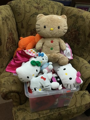 Lot 312 - A COLLECTION OF HELLO KITTY RELATED ITEMS