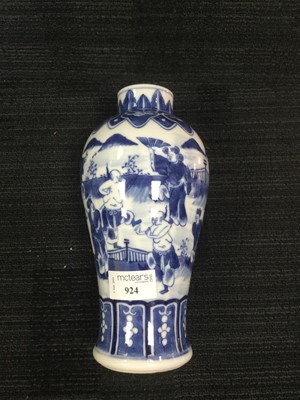 Lot 924 - A CHINESE BLUE AND WHITE BALUSTER VASE