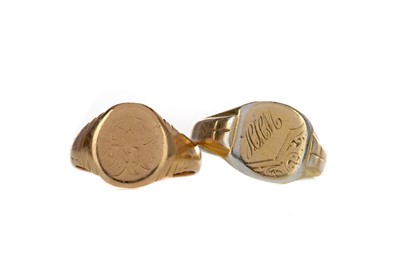 Lot 1472 - TWO SIGNET RINGS