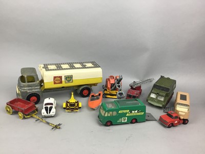 Lot 428 - A LOT OF VINTAGE TOY CARS