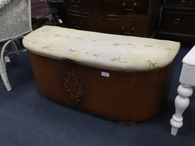 Lot 424 - AN EARLY 20TH CENTURY BLANKET BOX AND A WHITE CANE CHAIR