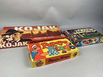 Lot 506 - A GROUP OF VINTAGE GAMES, ARTIST'S BOX AND BOOKS