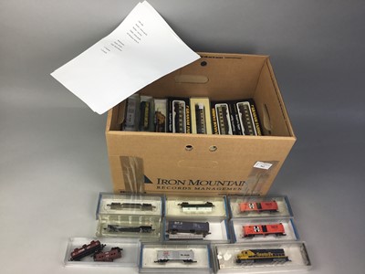 Lot 362 - A COLLECTION OF 'N' GUAGE TRAINS