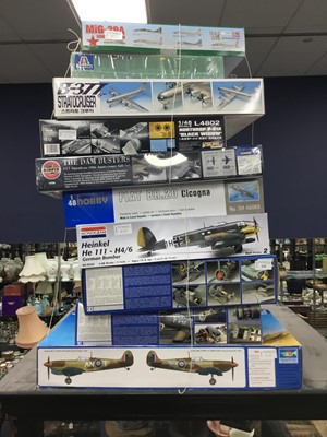 Lot 520 - A COLLECTION OF TEN AIRFIX, EDUARD, TRUMPETER, REVELL AND OTHER AIRCRAFT MODELS