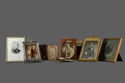Lot 160 - A COLLECTION OF TEN VICTORIAN AND LATER PICTURE FRAMES