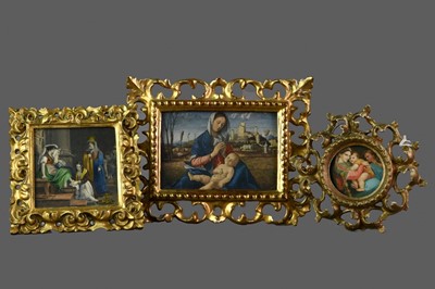 Lot 149 - A COLLECTION OF THREE LATE 19TH CENTURY GILTWOOD PICTURE FRAMES