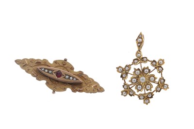Lot 1510 - VICTORIAN BROOCH AND PENDANT