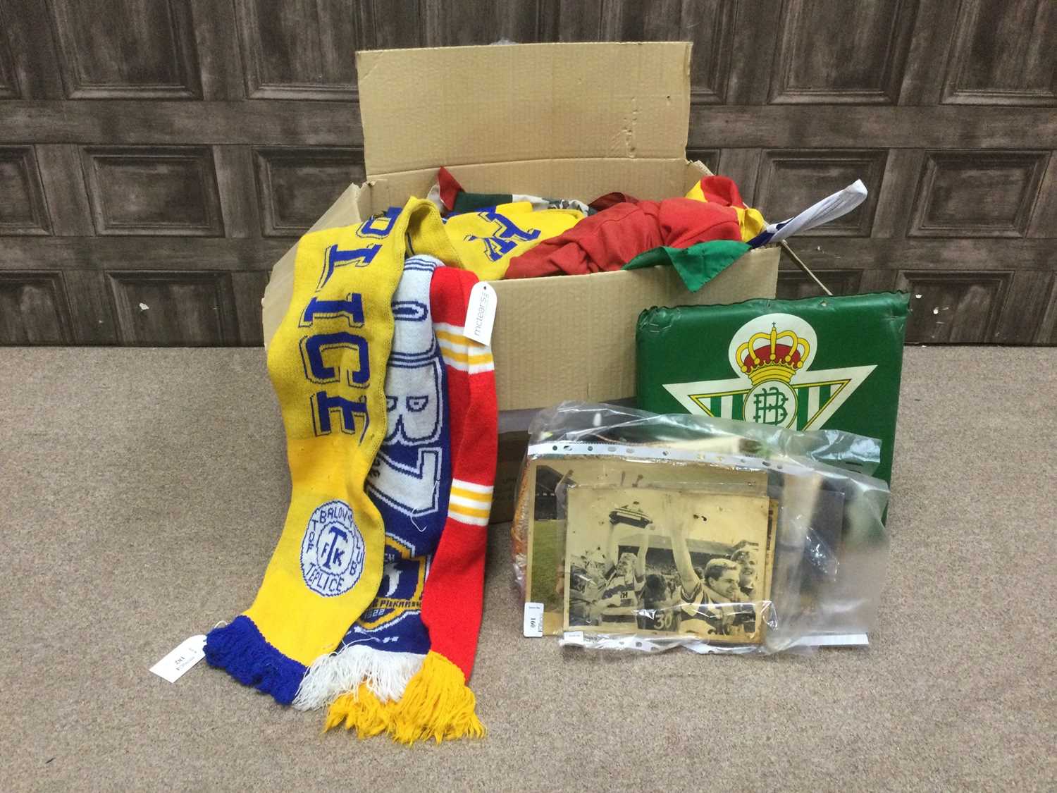 Lot 48 - A COLLECTION OF FOOTBALL FLAGS AND SCARVES