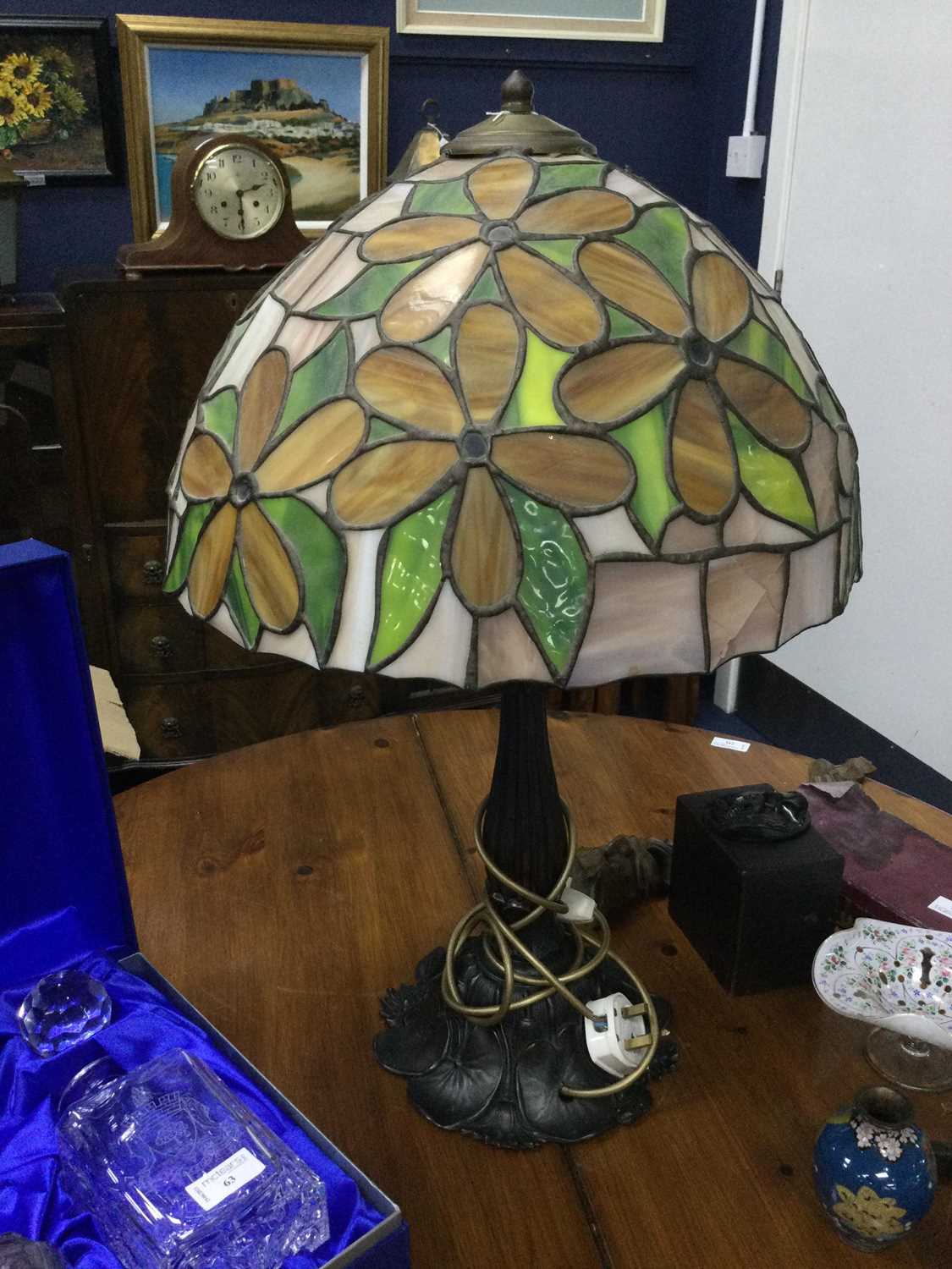 Lot 61 - A TIFFANY STYLE LAMP