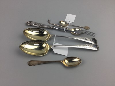 Lot 124 - A PAIR OF SILVER BERRY SPOONS AND OTHERS