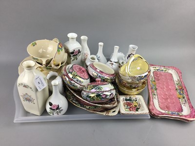 Lot 212 - A LOT OF MALING JARS AND DISHES AND OTHER CERAMICS