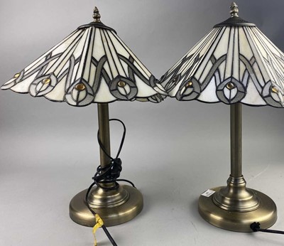 Lot 118 - A PAIR OF TABLE LAMPS WITH LEADED GLASS SHADES