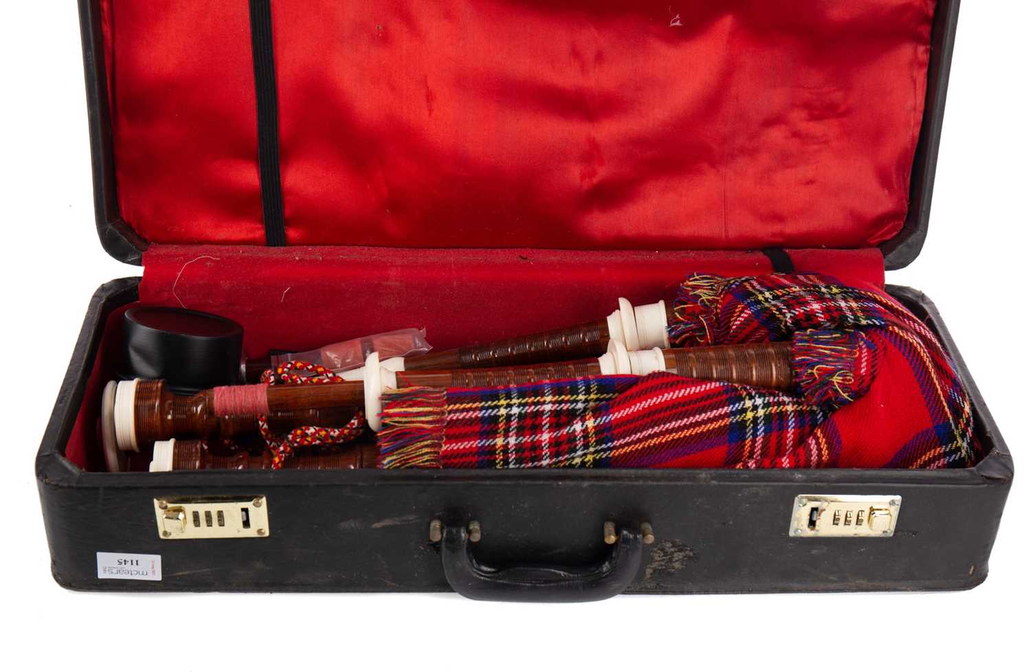 Lot 1145 - A SET OF 20TH CENTURY BAGPIPES