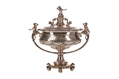 Lot 1723 - A GEORGE V SILVER REPLICA OF THE LYSISTRATA CHALLENGE CUP