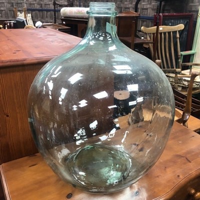 Lot 319 - A GLASS CARBOY