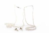 Lot 111 - TWO EARLY TWENTIETH CENTURY SINGLE STRAND...