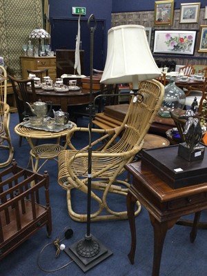 Lot 453 - A STANDARD LAMP WITH SHADE