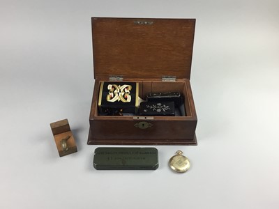 Lot 429 - AN EARLY 20TH CENTURY GOLD PLATED POCKET WATCH AND OTHER OBJECTS