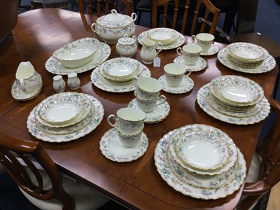 Lot 511 - A NORITAKE PART DINNER SERVICE - NIL VALUE