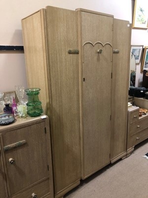 Lot 560 - A LIMED OAK BEDROOM SUITE