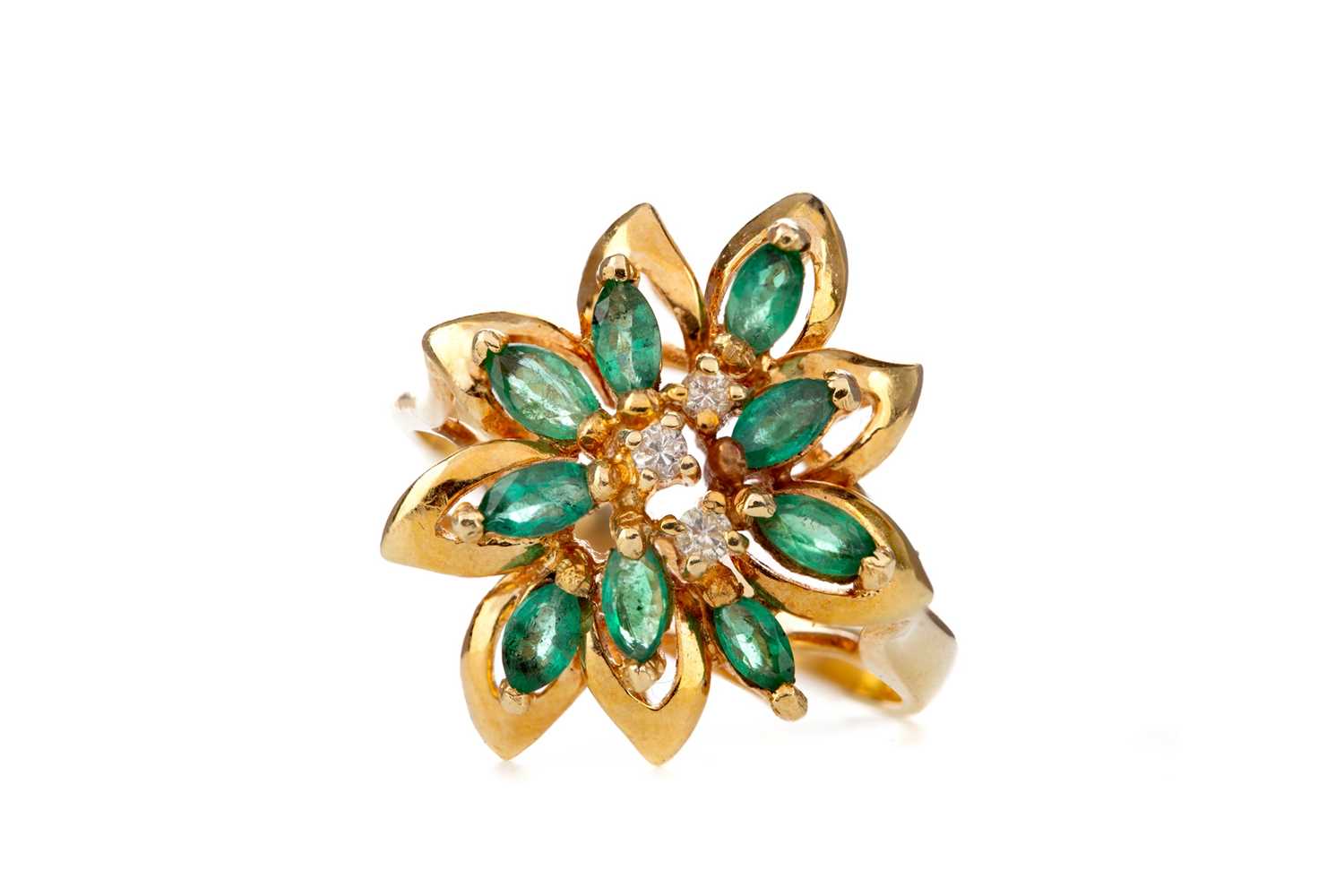 Lot 389 - EMERALD AND DIAMOND CLUSTER RING