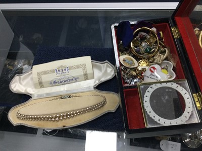 Lot 3 - A COLLECTION OF COSTUME AND OTHER JEWELLERY