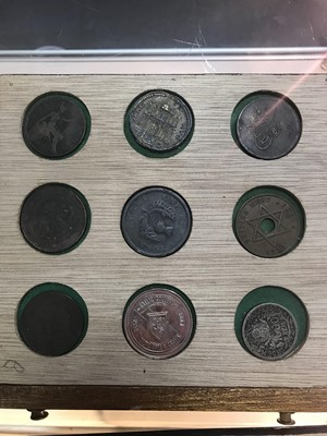 Lot 29 - A CHEST OF COINS