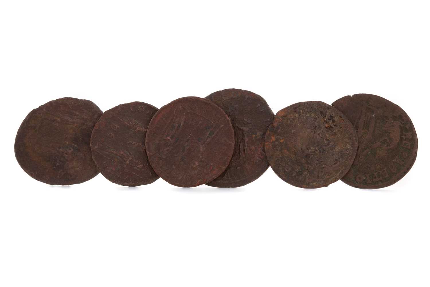 Lot 34 - A COLLECTION OF ROMAN COINS
