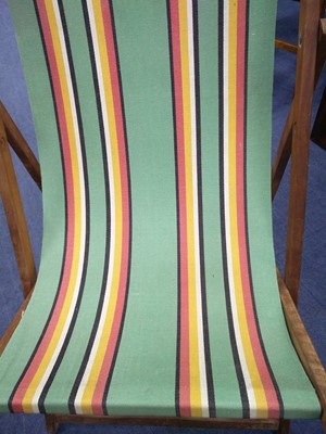 Lot 56 - A LOT OF TWO 1950'S VINTAGE DECK CHAIRS