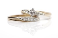 Lot 185 - DIAMOND SOLITAIRE RING the brilliant cut...