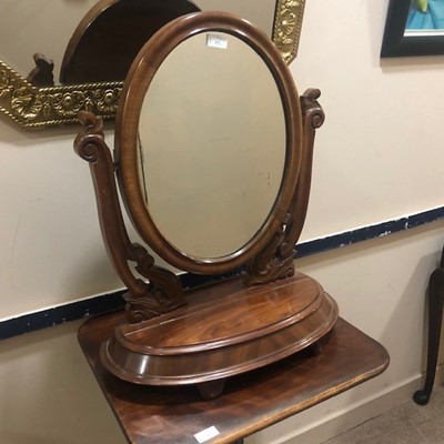 Lot 272 - A VICTORIAN MAHOGANY DRESSING TABLE MIRROR