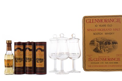 Lot 188 - FOUR GLENMORANGIE 10 YEARS OLD MINIATURES AND FOUR GLENMORANGIE STEMMED GLASSES