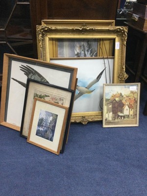 Lot 348 - A LOT OF PRINTS AND A GILT FRAME