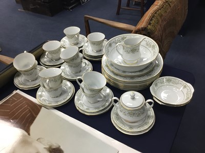 Lot 251 - A NORITAKE 'GREEN HILL' PATTERN PART DINNER AND TEA SERVICE