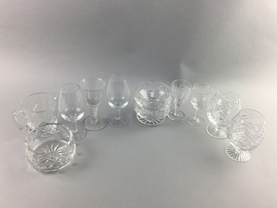 Lot 392 - A SET OF SIX CRYSTAL BRANDY GLASSES AND OTHER CRYSTAL AND GLASS DRINKING GLASSES