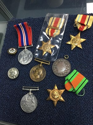 Lot 421 - A GROUP OF MEDALS