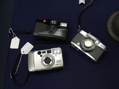 Lot 448 - A LEICA MINI 200M CAMERA AND OTHERS