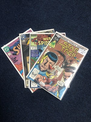 Lot 311 - A LOT OF FOUR MARVEL AND DC COMICS