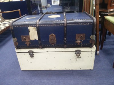 Lot 533 - A VINTAGE TRUNK AND ANOTHER