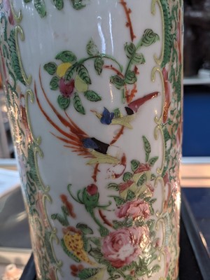 Lot 1618 - A LATE 19TH CENTURY CHINESE CANTON FAMILLE ROSE CYLINDRICAL VASE