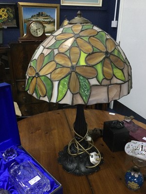 Lot 19a - A TIFFANY STYLE LAMP